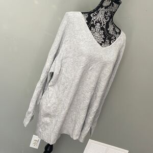 Jones New York Women’s Silver Grey Longsleeve Top